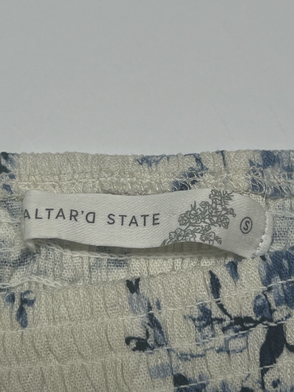 ALTAR’D STATE Blue Floral Smocked Mini Dress Puff Sleeve Cottagecore Feminine - Picture 3 of 8